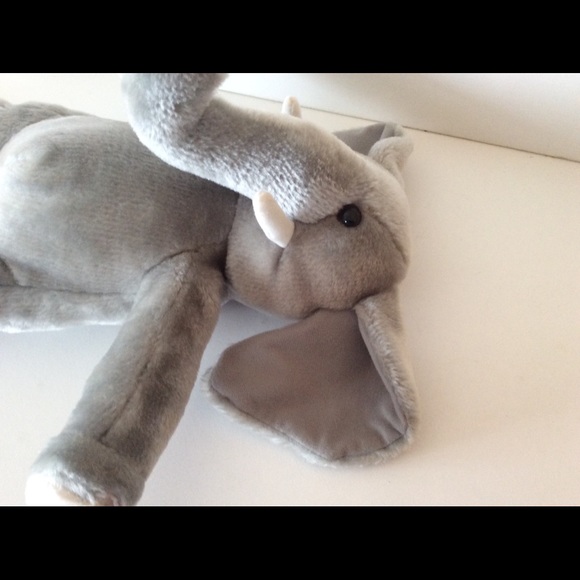 Elephant Pawsenclaws 18” - Picture 10 of 11